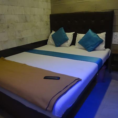 Zahra Guest House Mumbai Exterior photo