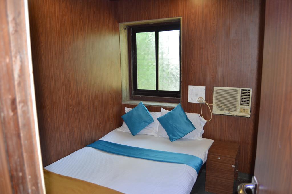 Zahra Guest House Mumbai Exterior photo