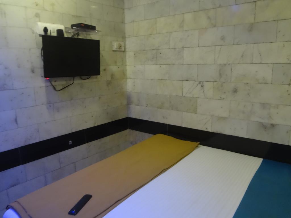 Zahra Guest House Mumbai Exterior photo